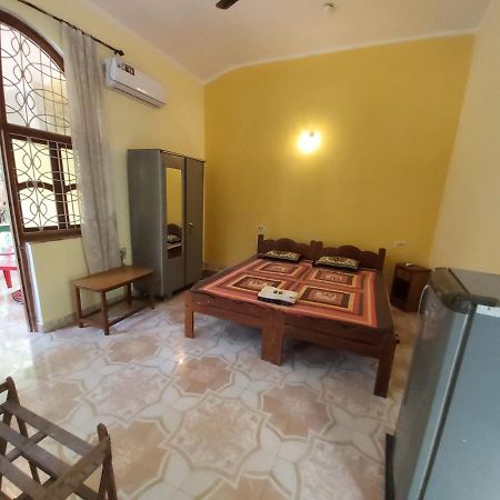 Joaquina'S Guest House Calangute Exterior foto